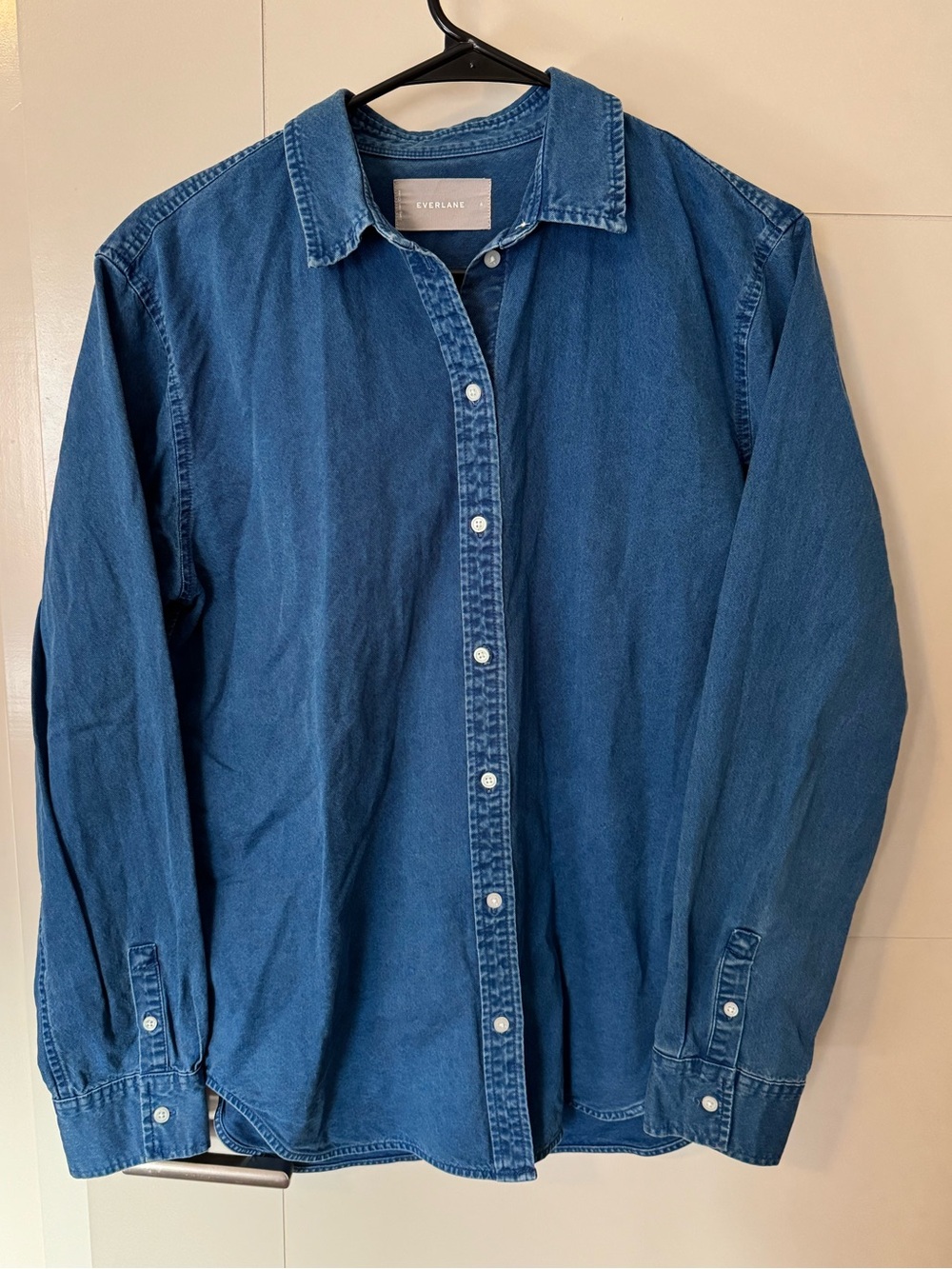 Everlane 100% Cotton The Perfect Denim Button-Up Shirt